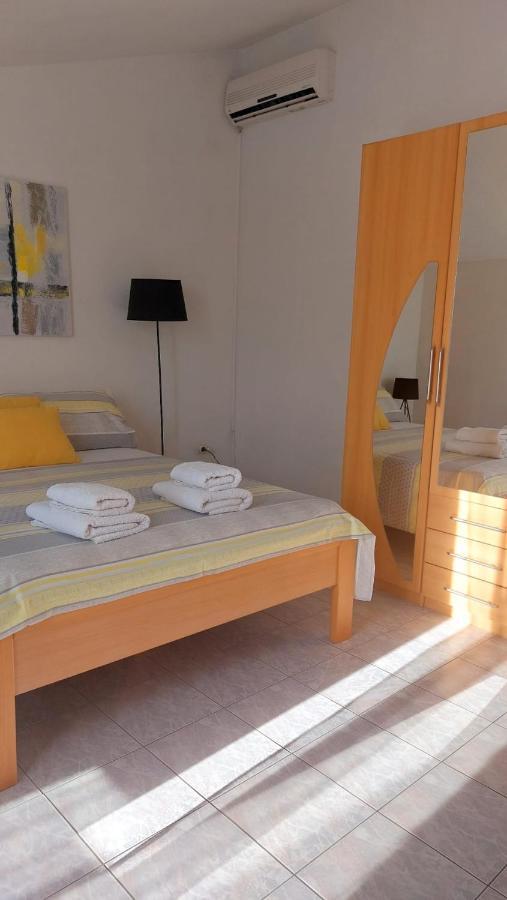 Apartments Duće 외부 사진