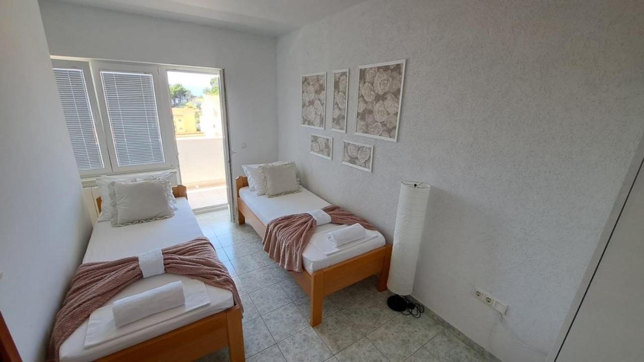 Apartments Duće 외부 사진