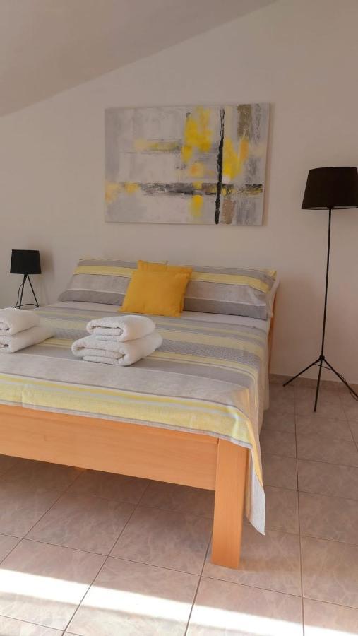 Apartments Duće 외부 사진